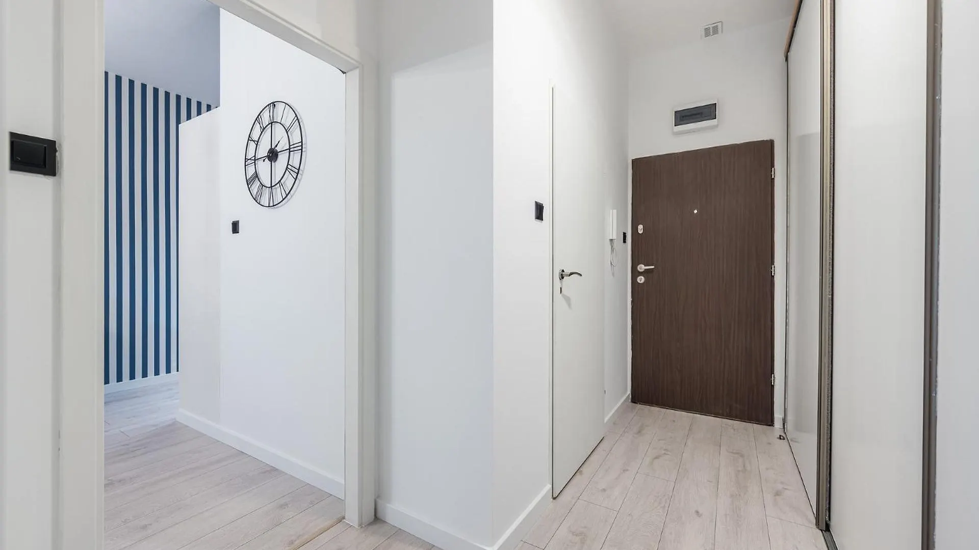 Paslecka Apartments - Workspace - By Rentujemy وارسو بولندا