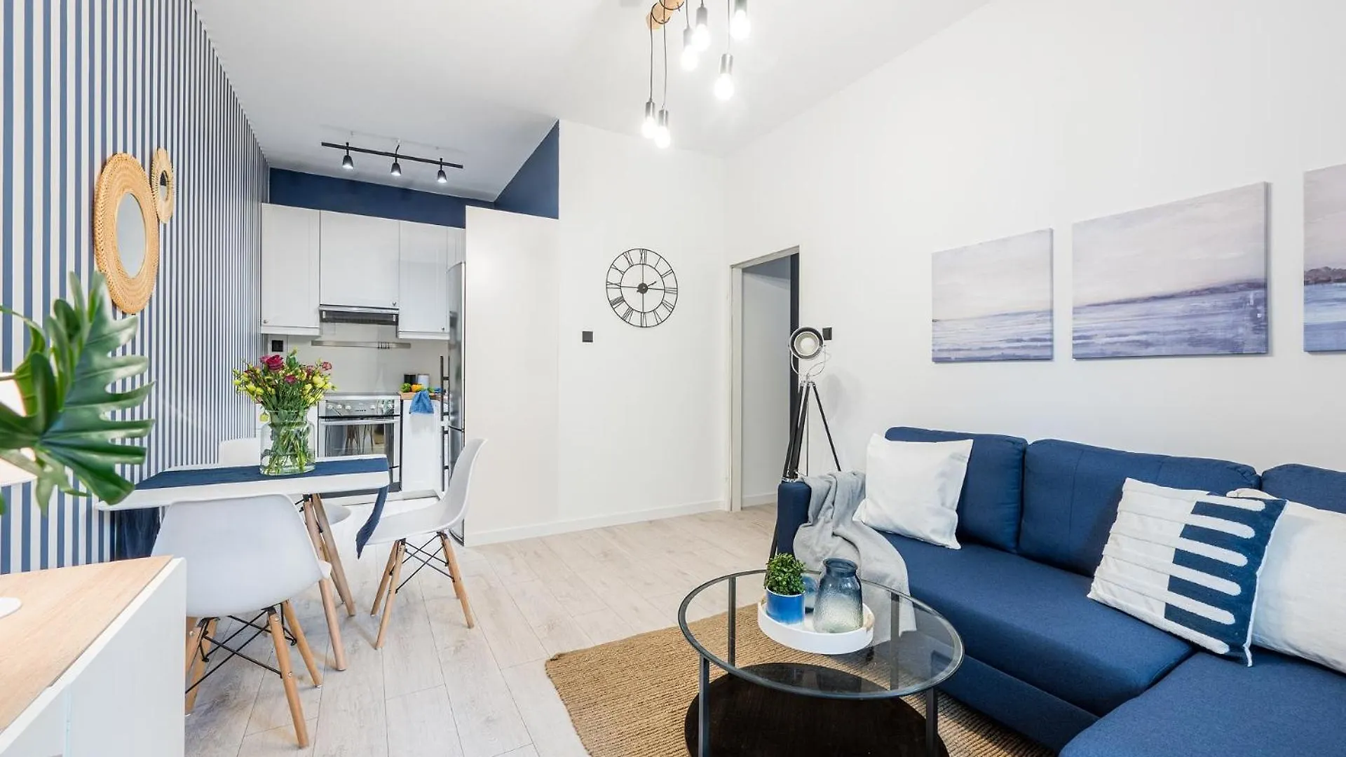 Paslecka Apartments - Workspace - By Rentujemy وارسو